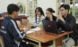 Tân sinh viên 'choáng' vì tuyển câu lạc bộ 'khó như xin việc'